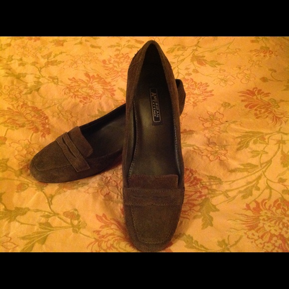 Shoes - Picture 2 of 2